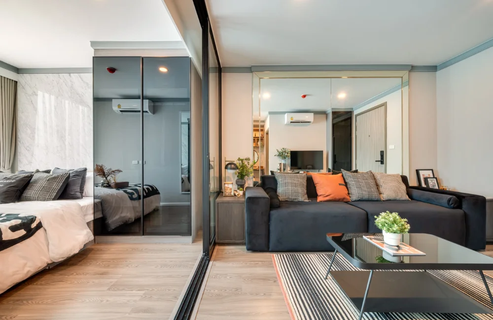 THE ORIGIN RATCHADA-LADPRAO