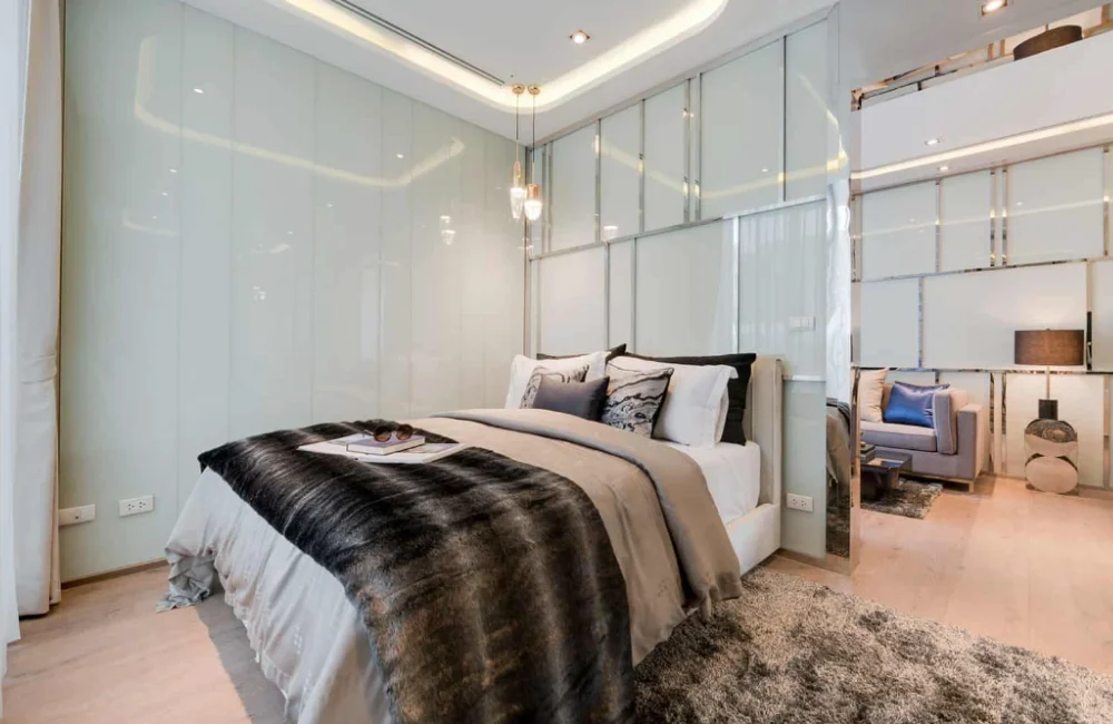 Park Origin Phrom Phong